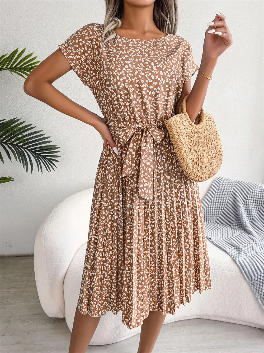 Pleated Short Sleeve Chic Dress