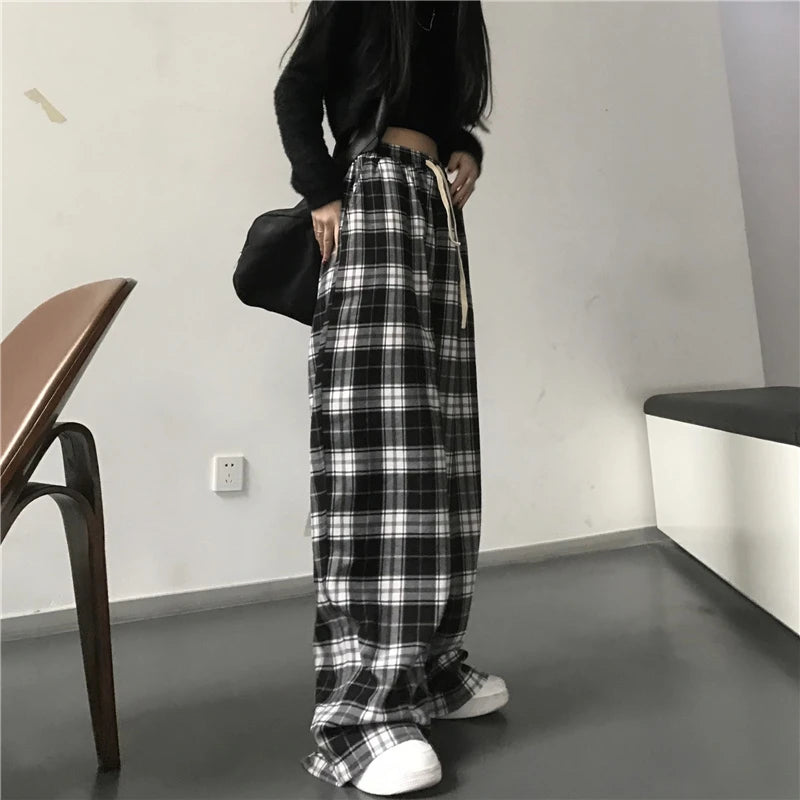 Oversize Black Plaid Sweatpants